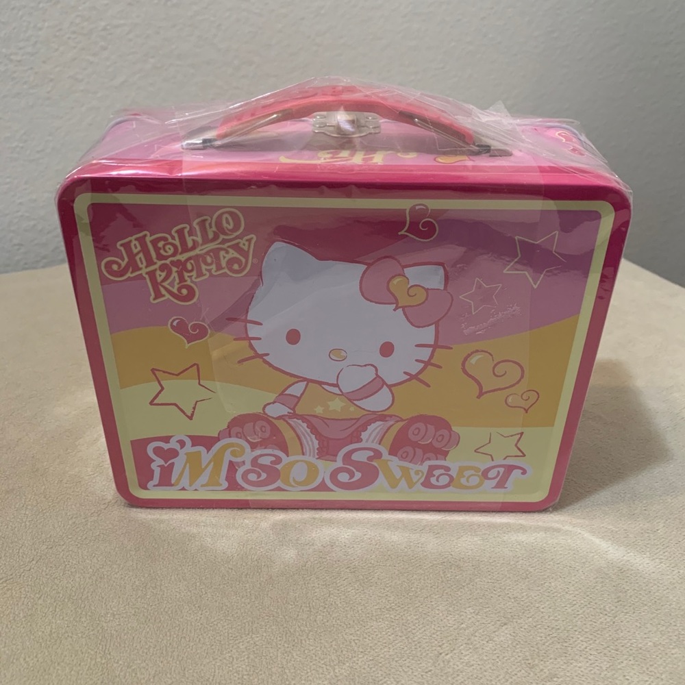 Hello Kitty Lunch Box - Picture 3 of 3